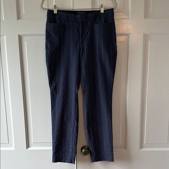 BANANA REPUBLIC SLOAN CURVY FIT BLUE WHITE STRIPED PANTS SIZE 6 WORK OFFICE - Picture 1 of 11